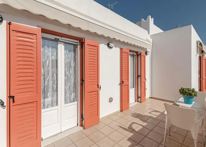 Optasia Naxos Center 2 Bedroom New * Naxos City