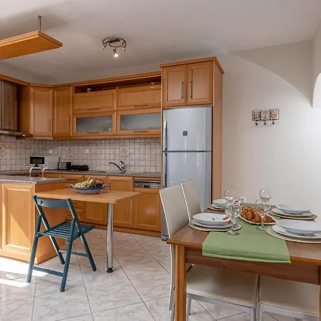 Optasia Naxos Center 2 Bedroom New Naxos City